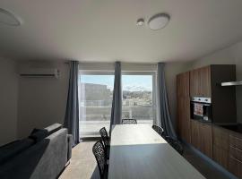 Penthouse Bliss Bright Stylish - by HostMT, Hotel in Taʼ Penza