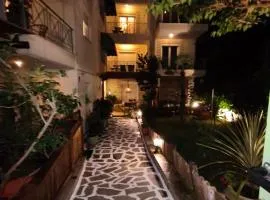 Casa Mameli Αpartments