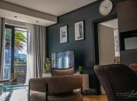 KML Nine Palms luxury 101