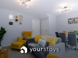 Relax in Style at Wedgwood House 3 BR Home with Garden & Parking