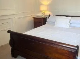 corner house Guest house