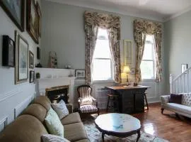 The Jypsy Inn - The Royal Suite Bracebridge
