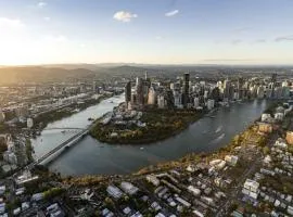 Citybeach on Level 31 at Queens Wharf Residences