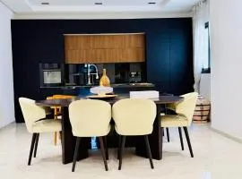 Holy City Gem Modern 4 Bedroom Apartment in Kairwan or Al Qayrawān