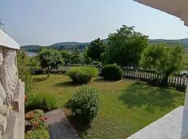 Lumaris
