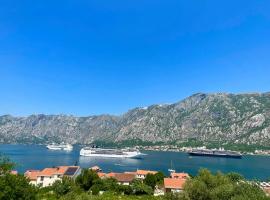 Apartments Krivokapic Prcanj with Bay view