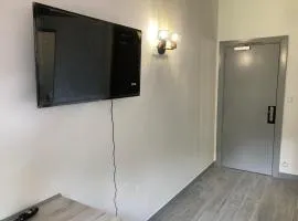 HSH France Chambre City 3 Proche de Disney