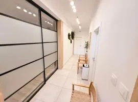 Luna Serene - Gym Rooms