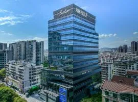 Zhuhai Langyue Hotel