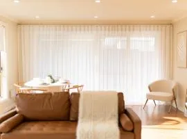 Cozy Modern Private Stay in Launceston