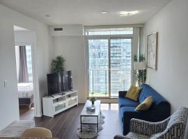 Toronto CN Tower Maple Leaf Square Luxurious 2 Bedroom Condo, hotel em Toronto