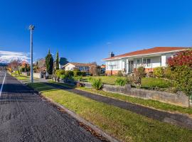 Cosy on Goldfinch, Villa in Ohakune
