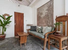 European-Inspired Villa Near Beach & Dining, hotel en Gili Trawangan