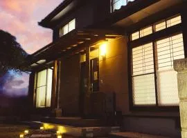 Shiroishi fox house