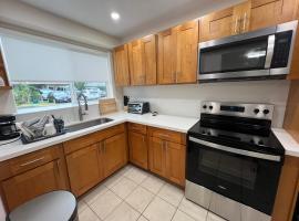 Cozy Custom Vacation Home, Ferienhaus in Kāneʻohe