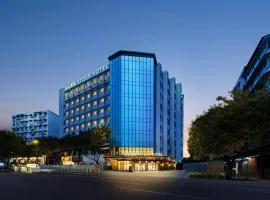 Atour Hotel Chongqing Jiangbei Guanyinqiao Pedestrian Street