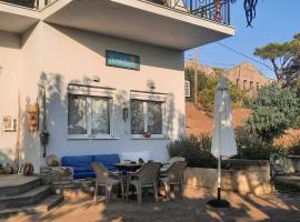 Konstalia, Hotel am Strand in Moudhros