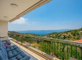 Eretria Seaview Retreat with Balcony & Style