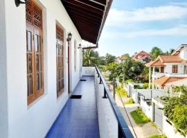 Jasmine Apartments, hotel in Negombo