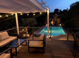 Cannes Charming Villa Private Pool, Total Privacy & Southern Sun still availability in August, hotel in Le Cannet