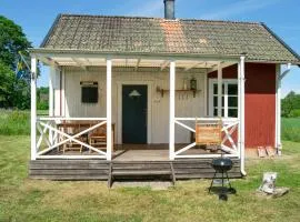 Pet Friendly Home In Närkesberg
