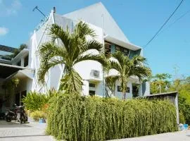 Mama Komodo Bed & Breakfast