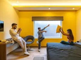 The Hosteller Bangalore, Brigade Road
