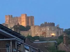 Dover Ferry Apartments, private terrace and on-site parking