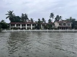 Hotel Riverside