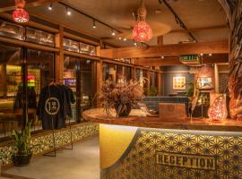 SALUGA BAMBA, hotel com banheiras de hidromassagem em Shirakawa