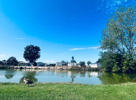 Camping Le Romantic, glamping em Steenvoorde