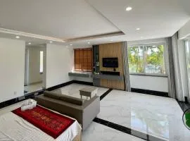Ruby Villa