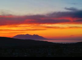 Green Roof Terrace with Sea and Nature view, appartement in G&ouml;k&ccedil;eada