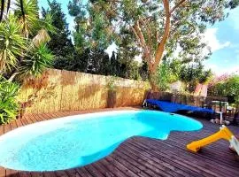 Villa avec jardin et piscine privés
