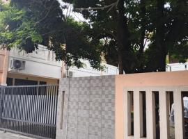 OYO 94632 Griya Cewang Syariah, hotel in Bekasi