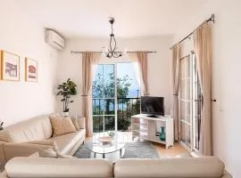 Private villa in Tamango Hill