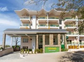 Bloom Boutique - Rishikesh Hills