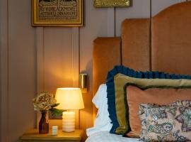 The Ragged Robin - A Heartwood Inn, hotel in Godalming