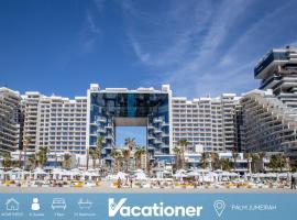 South Residence FIVE Palm - Luxurious Three Bedroom, hotel in Dubai