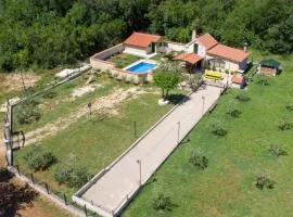 Country house Desne by Villas Guide