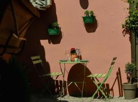 Comfy House in Old Town Xanthi - Meno Homes 8, Hotel in Xánthi