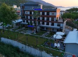 Zeus Otel, hotel v destinaci Kusadası