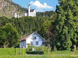 Romantic-Pension Albrecht - since 1901, partmenti szállás Hohenschwangauban