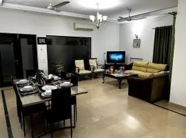 Spacious 1 Kanal GP DHA Ph 5