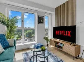 The Van Gogh Loft - By Raymond Properties