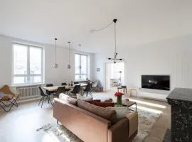 Hotel-standard design apartment with sea view