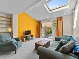 Large 4-bed House in Cambridge - Garden