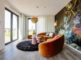 Uithaven 10B Kamperland, with harbour views
