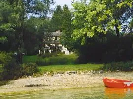 Haus am Ufer