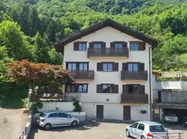 Duplex with Lake Geneva view